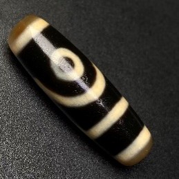 Two-eyed Dzi Bead