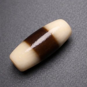 One-Line Medicine Buddha Dzi Bead